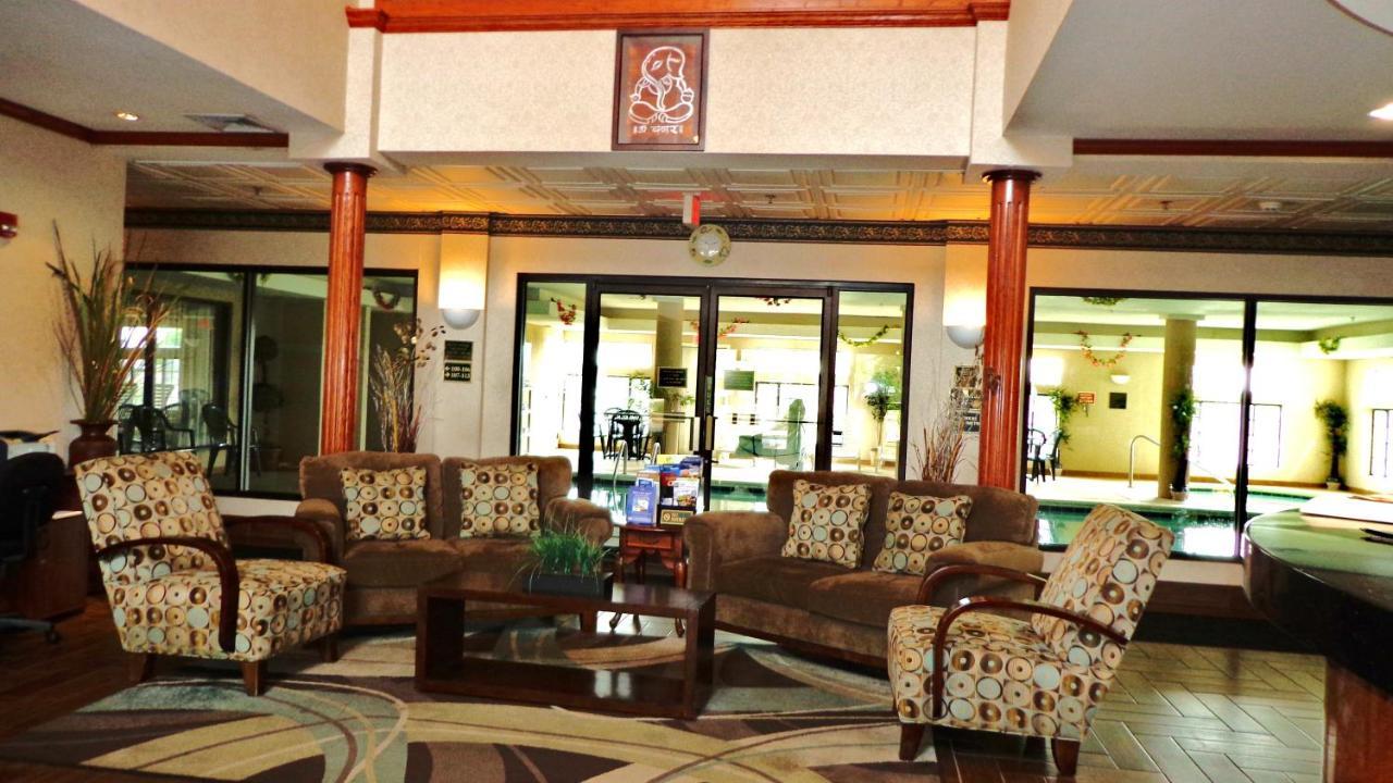 Inn & Suites מריוויל מראה חיצוני תמונה
